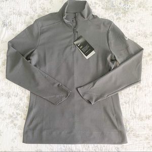 NIKE standard fit long sleeve